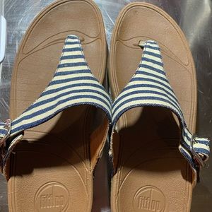 Fit flops size 7 with adjustable buckle